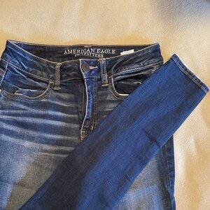 American Eagle Outfitters Women's Dark Blue Skinny Jeans